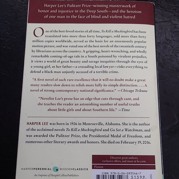 To Kill A Mockingbird Paperback - Picture 2 of 4